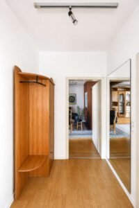 Flur OG