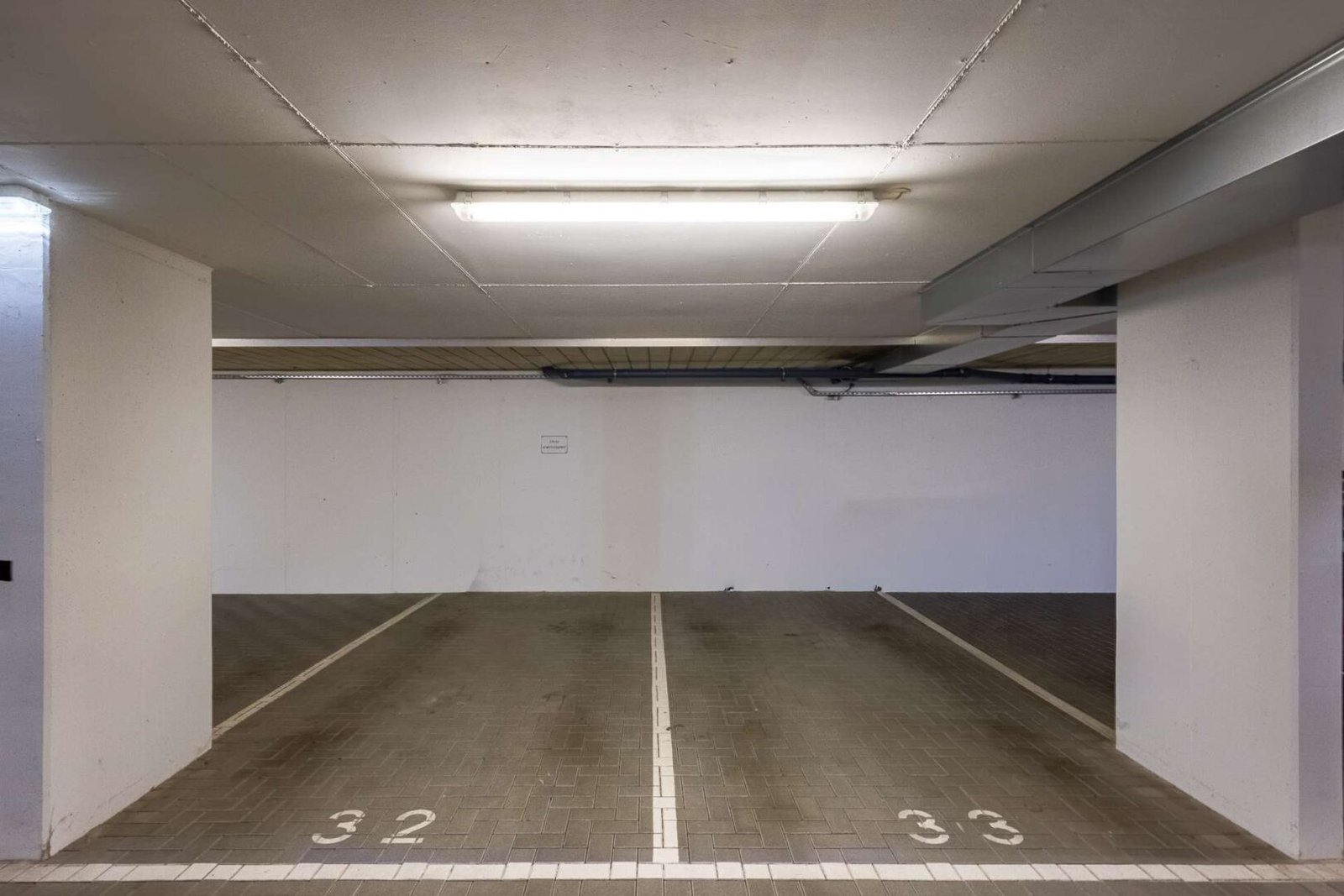 Tiefgaragenstellplätze