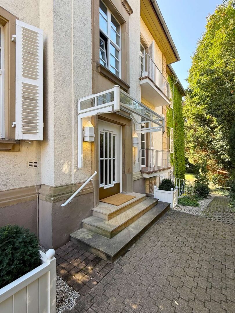 Außenansicht Hauseingang